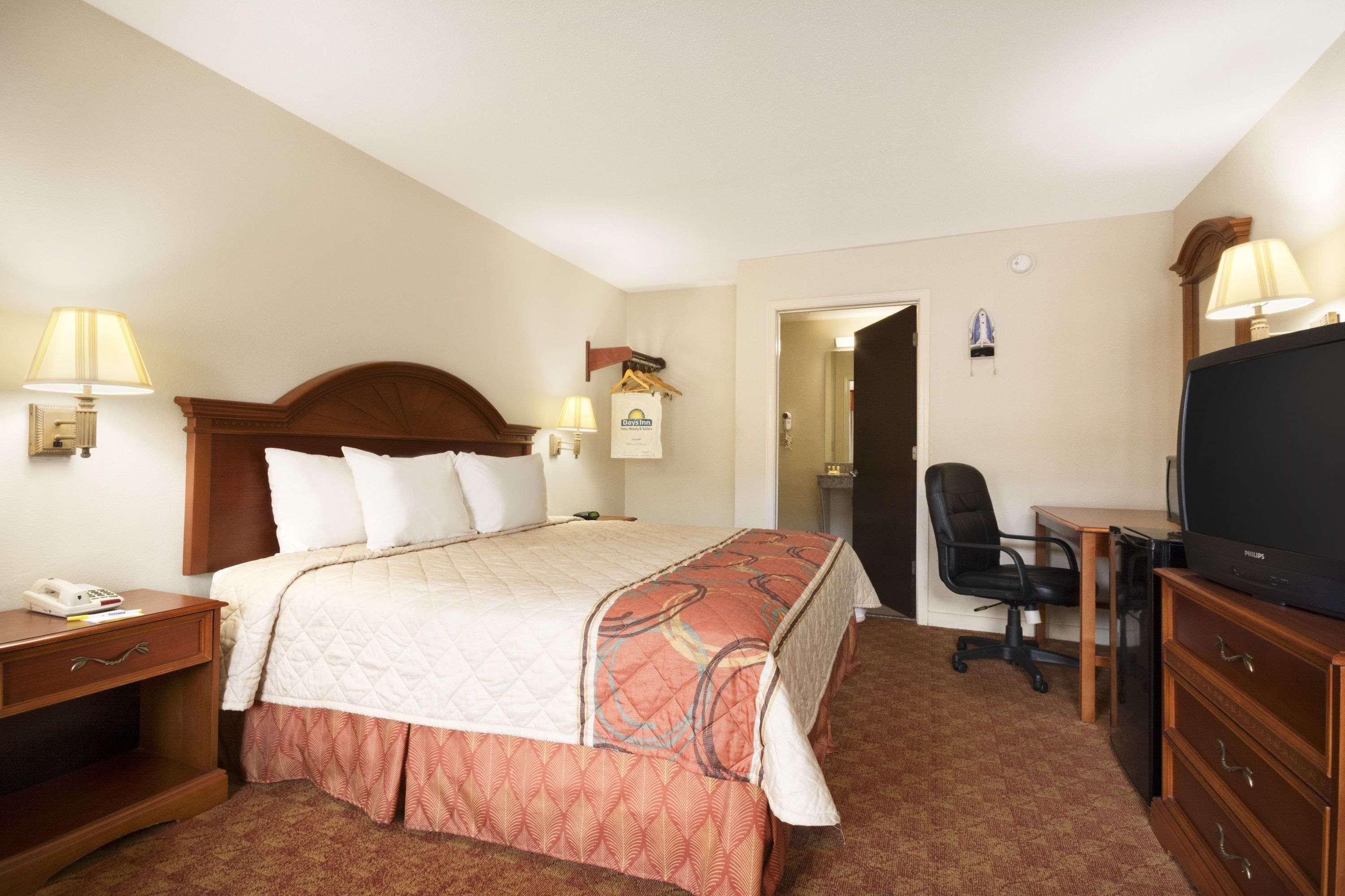 Days Inn By Wyndham Weldon Roanoke Rapids Exterior foto